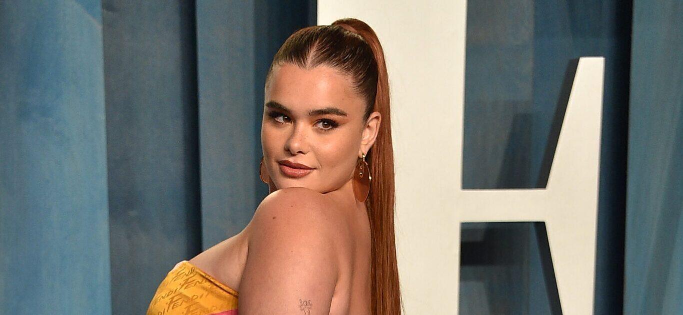 Barbie Ferreira at the 2022 Vanity Fair Oscar Party hosted by editor Radhika Jones at the Wallis Annenberg Center for the Performing Arts on March 27, 2022 in Beverly Hills, CA. © OConnor-Arroyo/AFF-USA.com. 27 Mar 2022 Pictured: Barbie Ferreira. Photo credit: OConnor-Arroyo/AFF-USA.com / MEGA TheMegaAgency.com +1 888 505 6342 (Mega Agency TagID: MEGA842602_005.jpg) [Photo via Mega Agency]