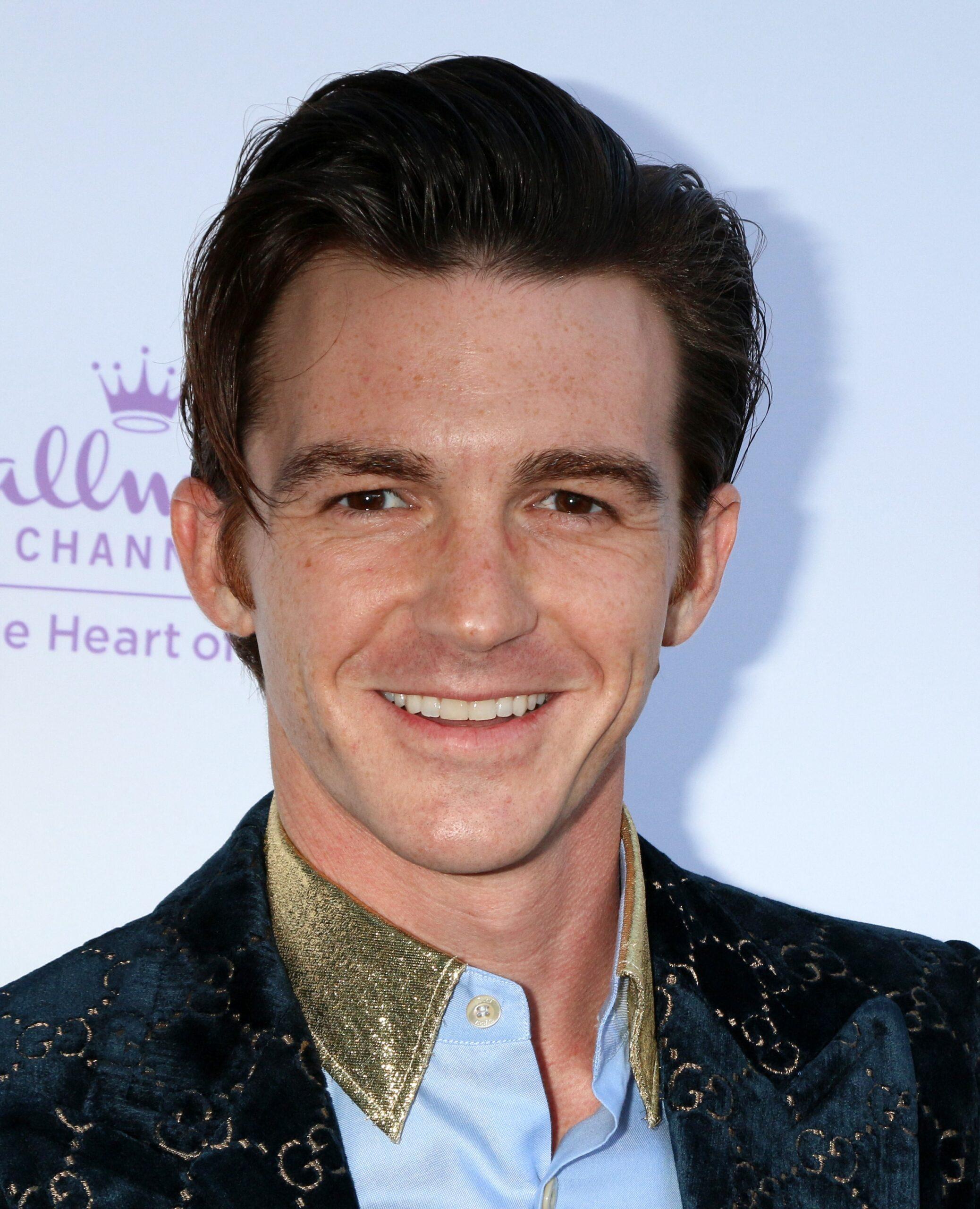 Drake Bell di Gala DesignCare Tahunan ke -20 Hollyrod Foundation