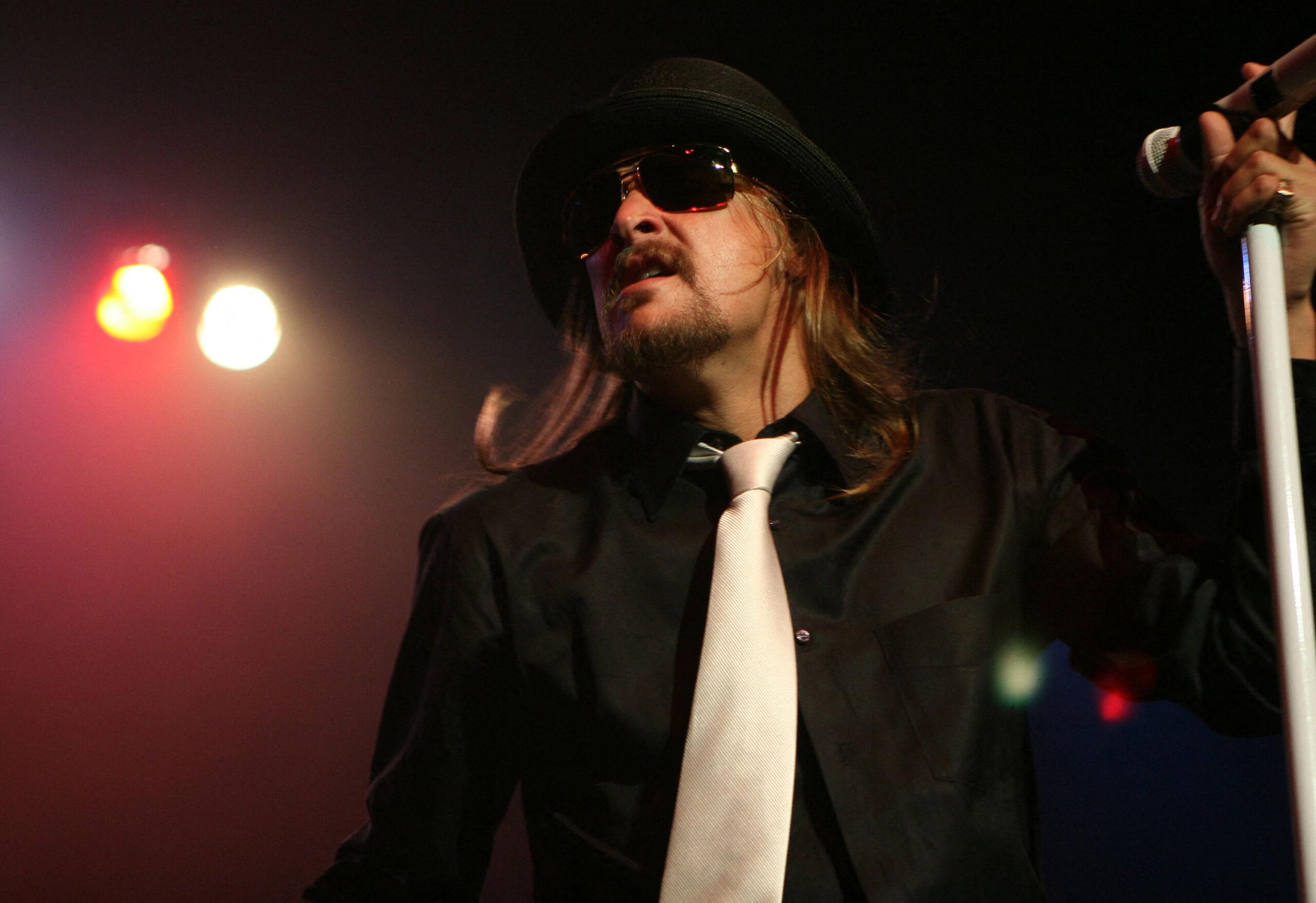 Kid Rock live live on a concert on the beach Fillmore Miami The Rock N Roll Jesus Tour