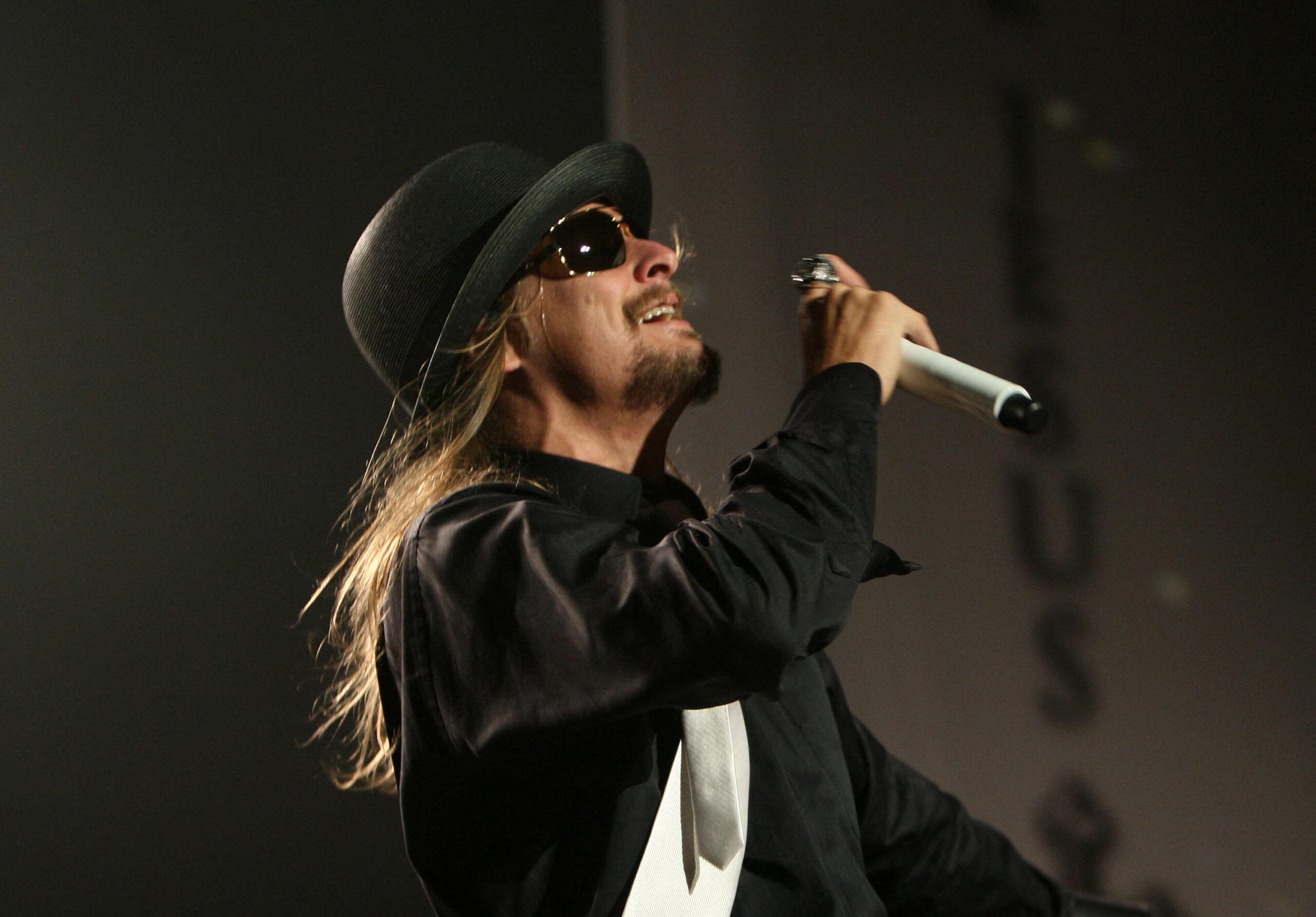 Kid Rock live live on a concert on the beach Fillmore Miami The Rock N Roll Jesus Tour