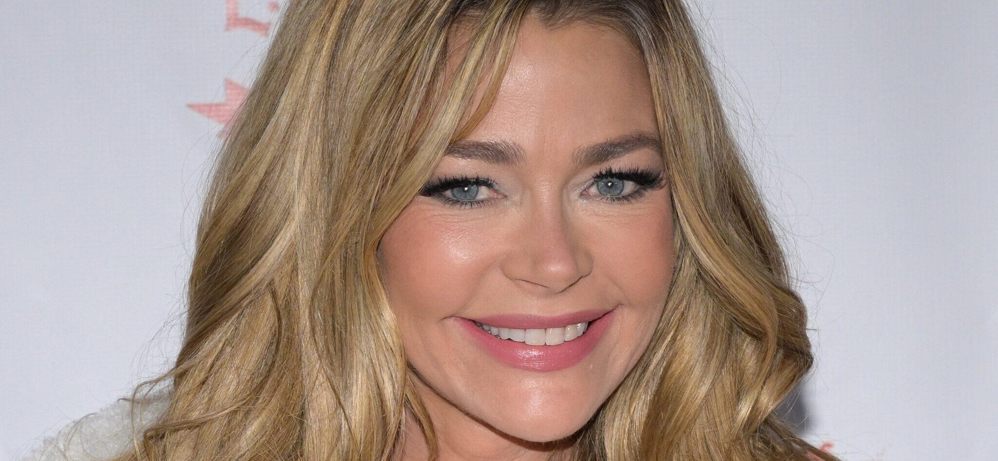 Denise Richards at Hollywood Christmas Parade 2023