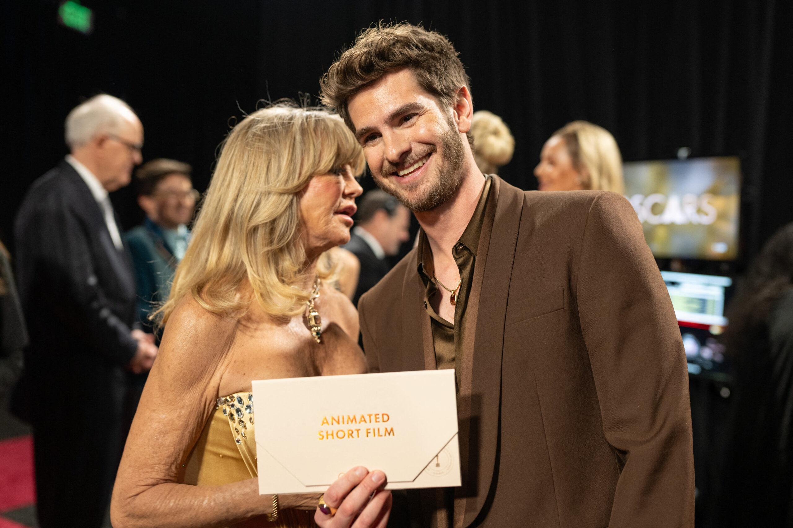 Andrew Garfield and Goldie Hawn at the Oscars