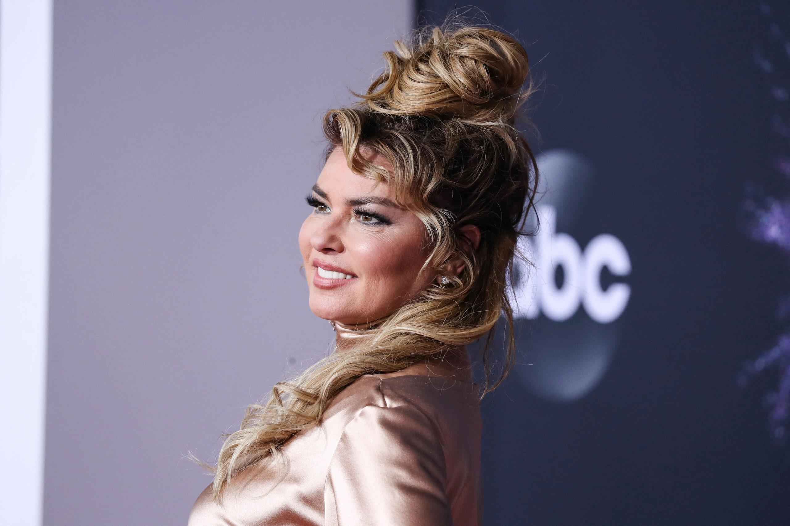 Shania Twain at 2019 American Music Awards 