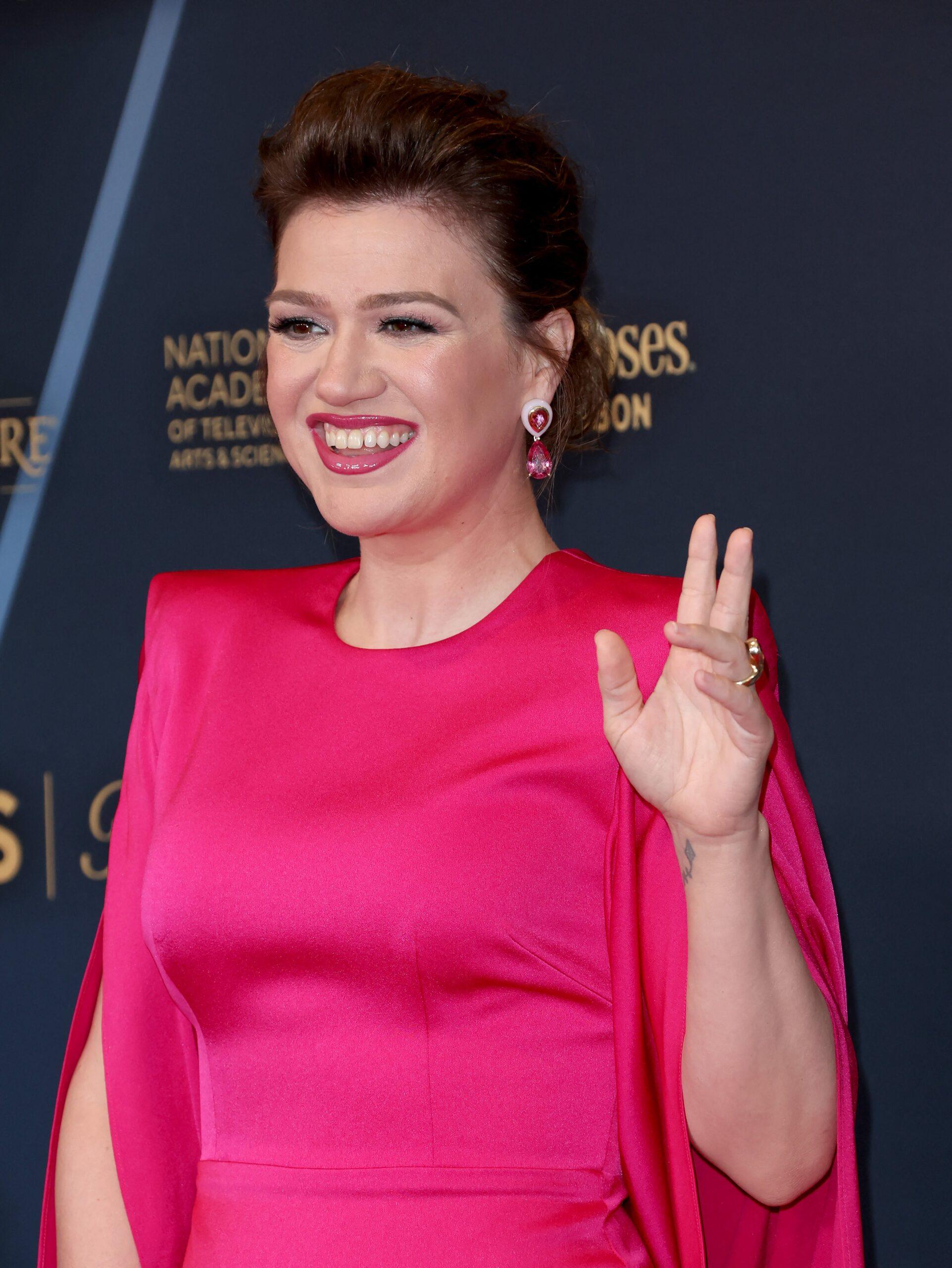 Kelly Clarkson at 51st Daytime Emmy Awards 