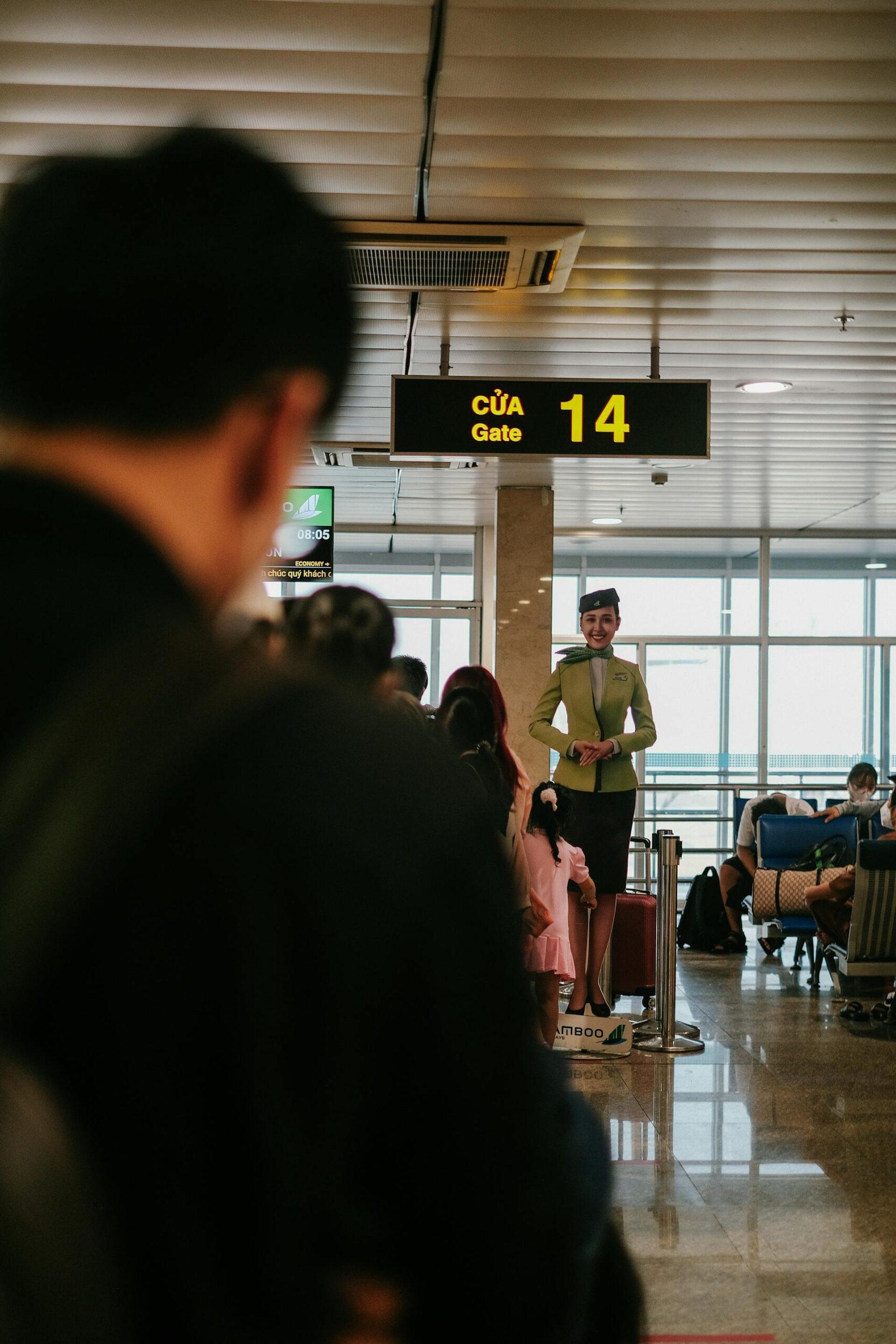 Menunggu dalam antrean di bandara