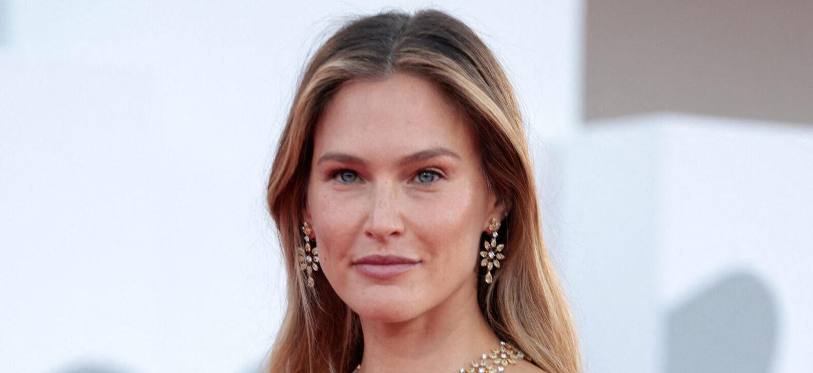 Red carpet for the movie "Origin" at the 80th Venice International Film Festival on September 06, 2023 in Venice, Italy. 06 Sep 2023 Pictured: Bar Refaeli. Photo credit: KCS Presse / MEGA TheMegaAgency.com +1 888 505 6342 (Mega Agency TagID: MEGA1027433_030.jpg) [Photo via Mega Agency]