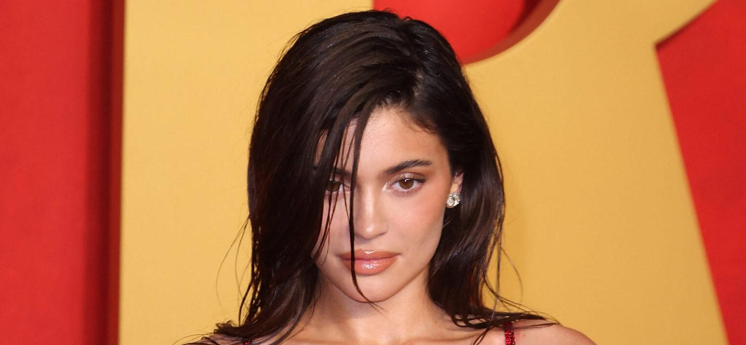 2024 Vanity Fair Oscar Party - Arrivals. 11 Mar 2024 Pictured: Kylie Jenner. Photo credit: CraSH/imageSPACE / MEGA TheMegaAgency.com +1 888 505 6342 (Mega Agency TagID: MEGA1109529_022.jpg) [Photo via Mega Agency]