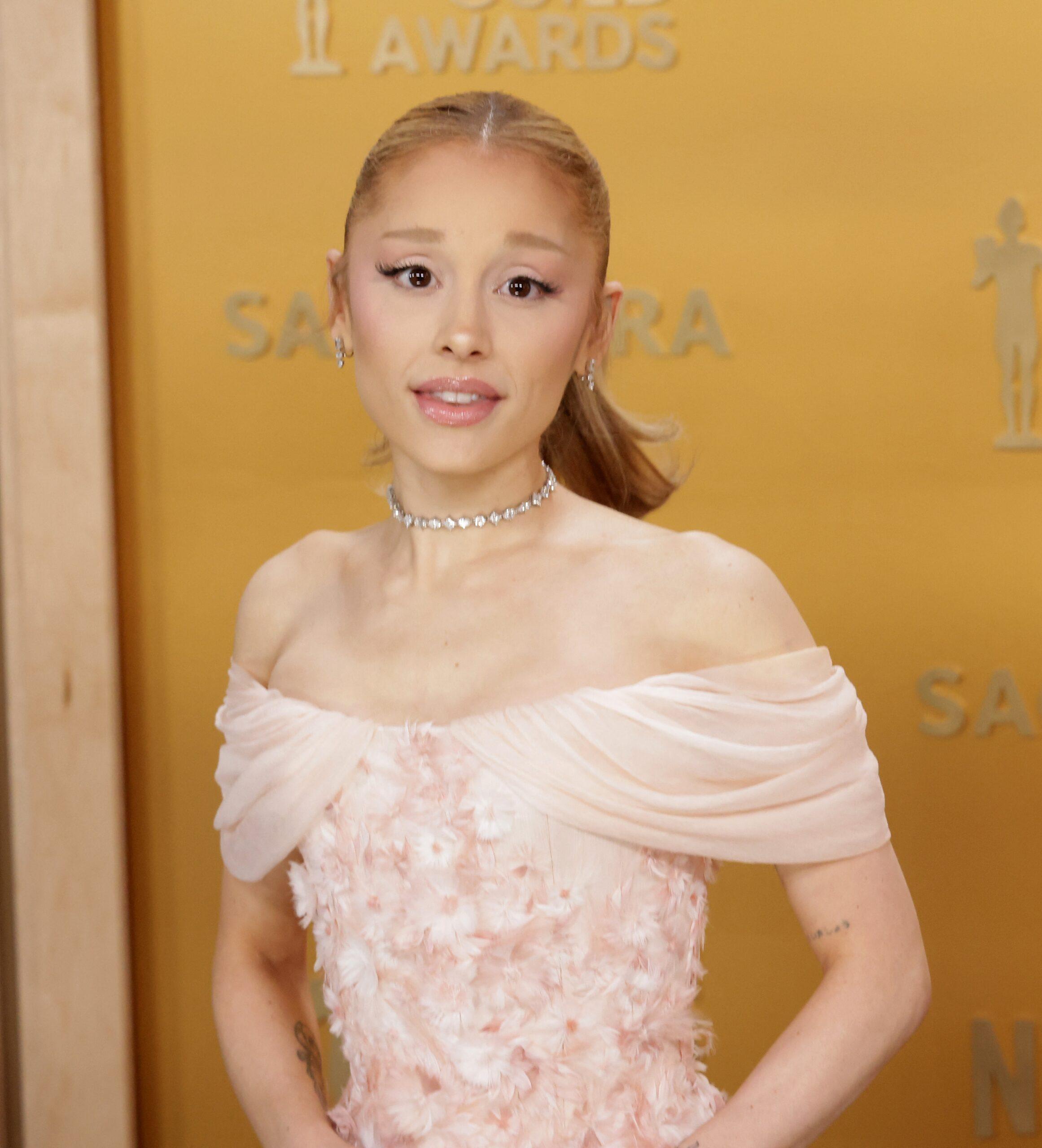 Ariana Grande en 31 ° cierres anuales de pantalla 