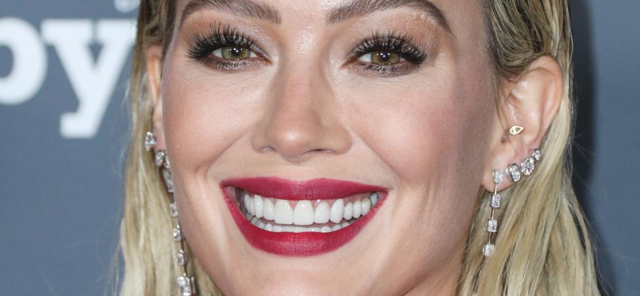 Hilary Duff close up