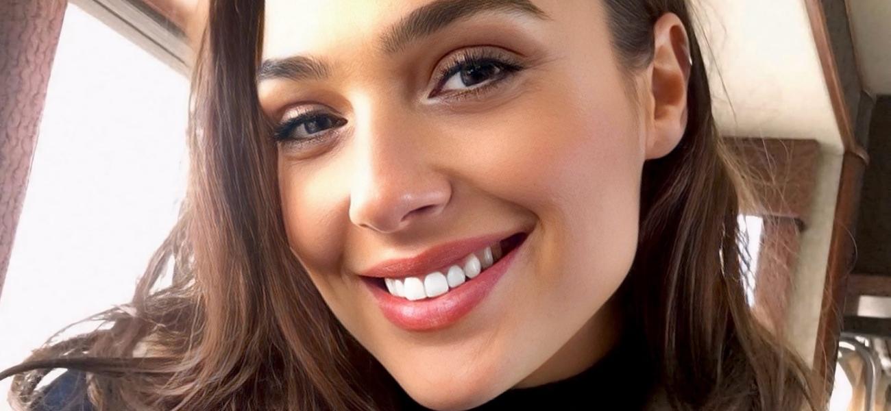 Gal Gadot close up