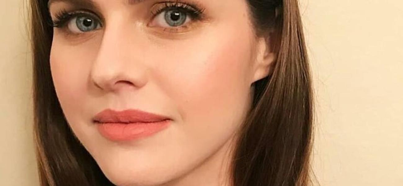 Alexendra Daddario close up