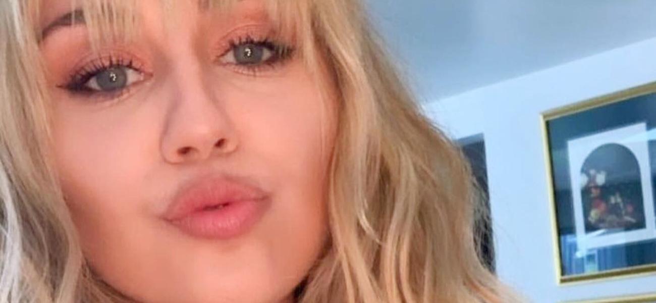 Miley Cyrus close up