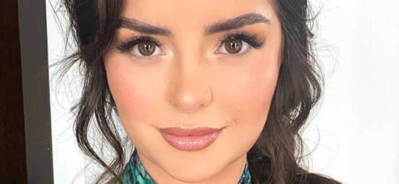 Demi Rose close up