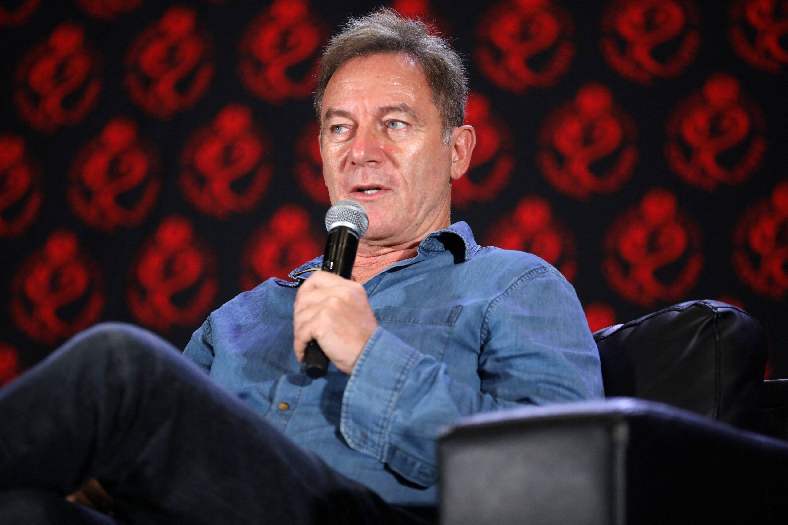 Jason Isaacs at the 2024 Rose City Comic Con