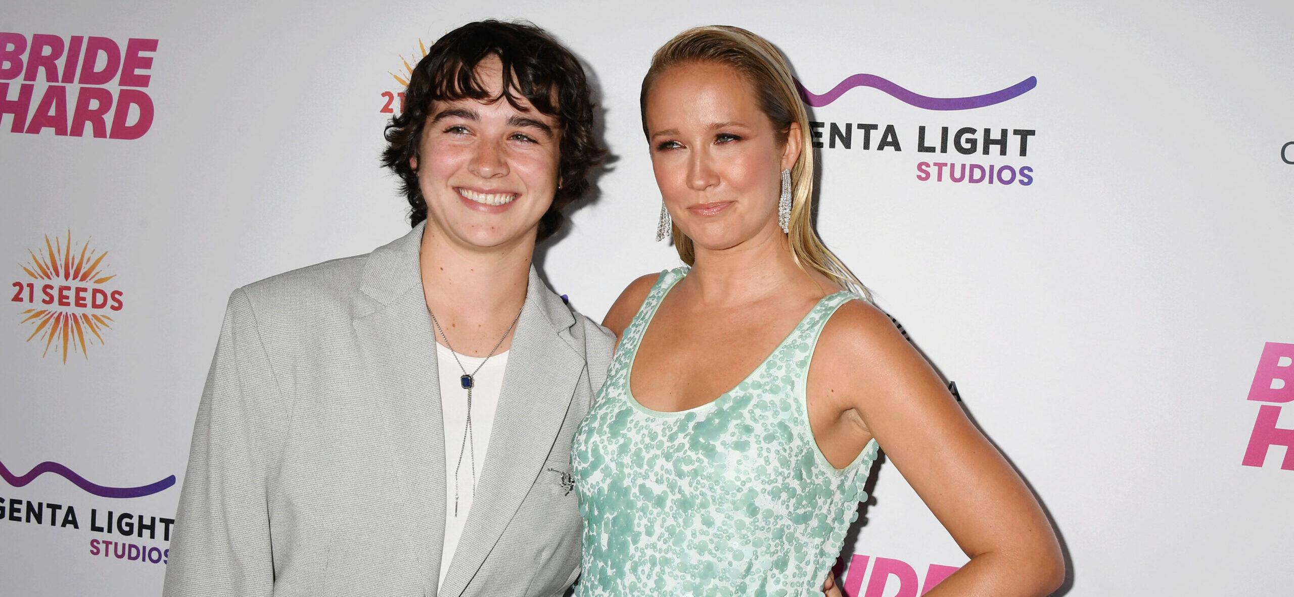 Anna Camp and girlfriend at Los Angeles Premiere of "Bride Hard"