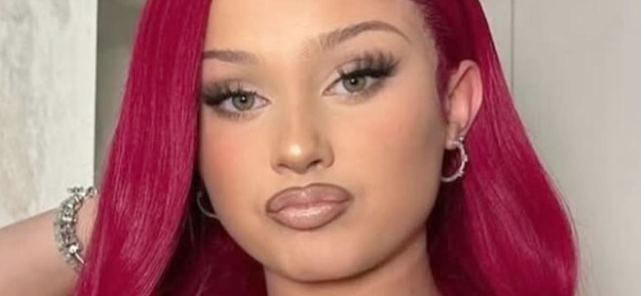 Alabama Barker close up