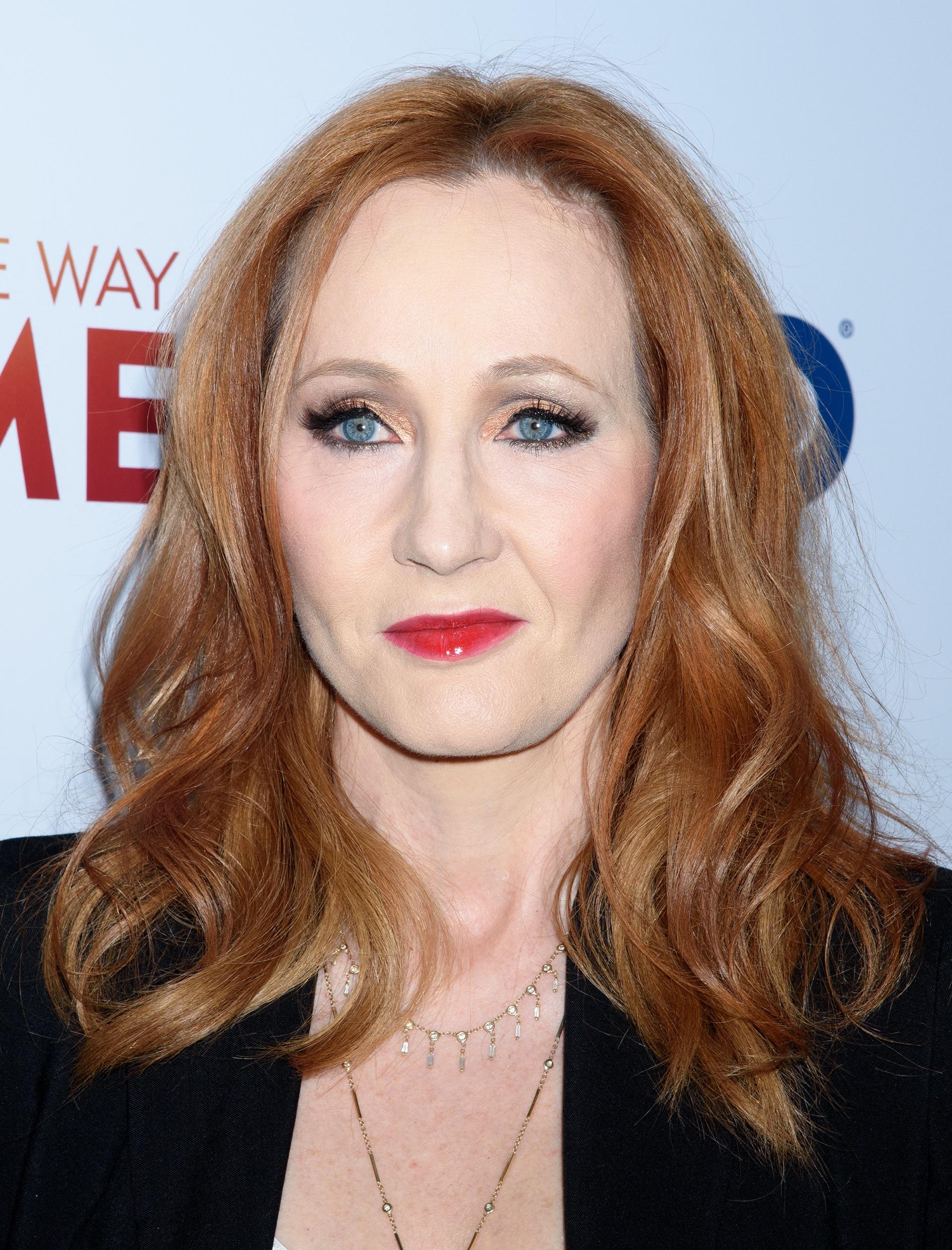 JK Rowling in HBO's "Find the road to the house" The first offer