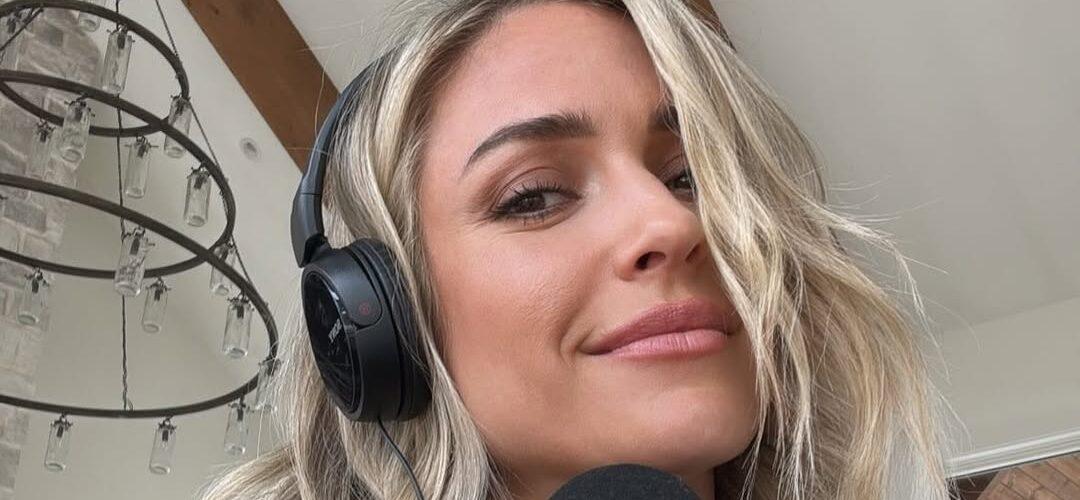 Kristin Cavallari filming podcast
