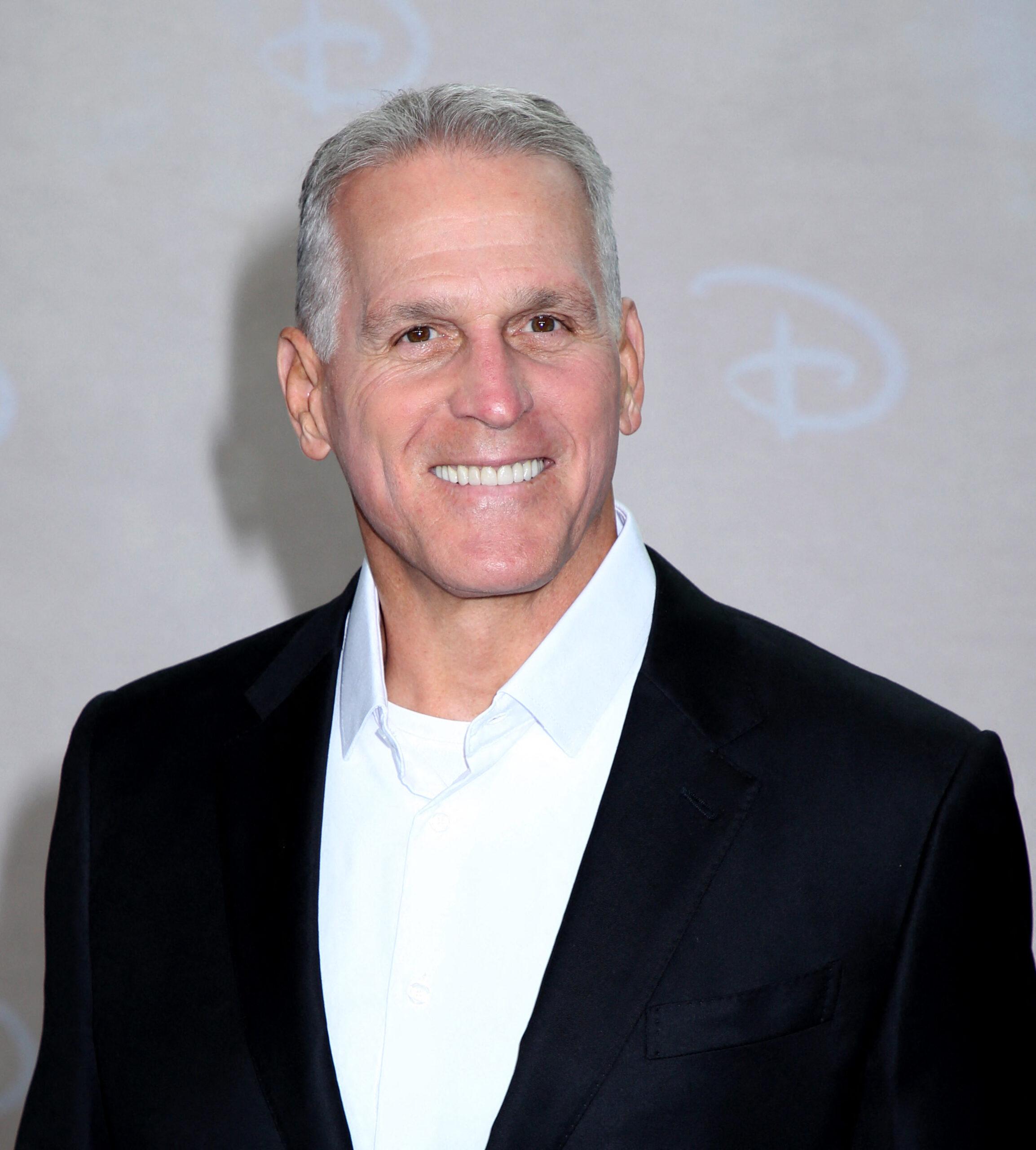 Mel Owens di 2025 Disney di muka