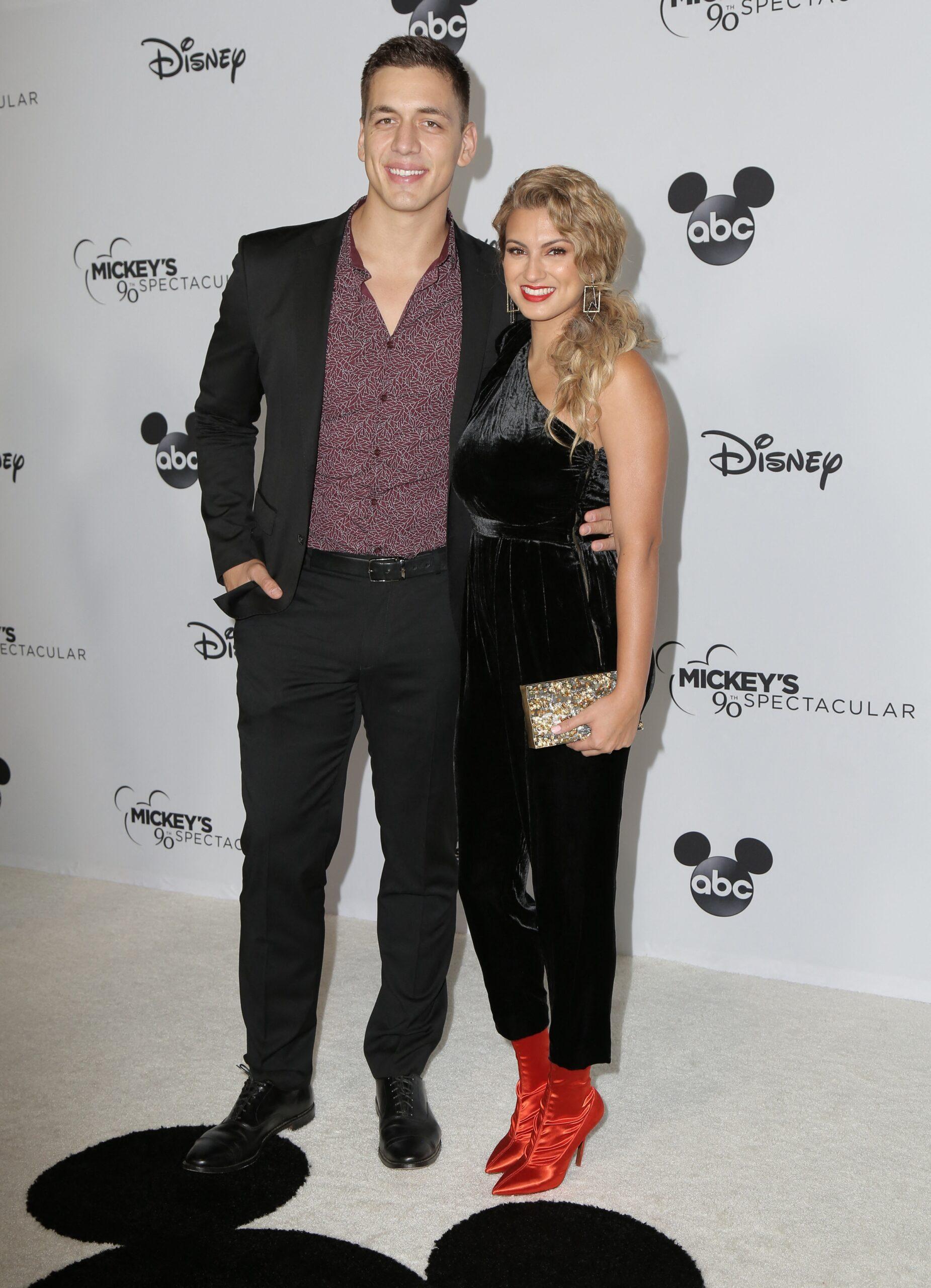 Tori Kelly and André Murillo on the red carpet