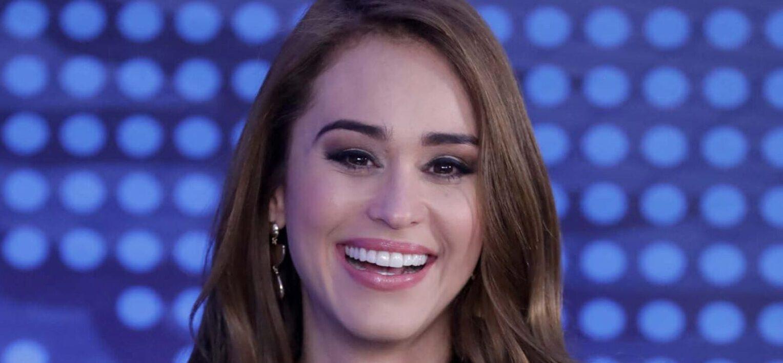 EUM20180821ESP06.JPG CIUDAD DE MÉXICO Showbiz/Farándula-Chica Clima.- En entrevista, Yanet García habla sobre la popularidad que ha ganado como "la chica del clima". Durante la charla, el martes 21 de agosto de 2018, la regiomontana dice que su éxito radica en su trabajo y preparación. Foto: Agencia EL UNIVERSAL/Juan Boites/EVZ Newscom/(Mega Agency TagID: mxeluniversalpic364956.jpg) [Photo via Mega Agency]