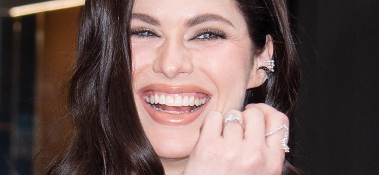 Alexandra Daddario close up