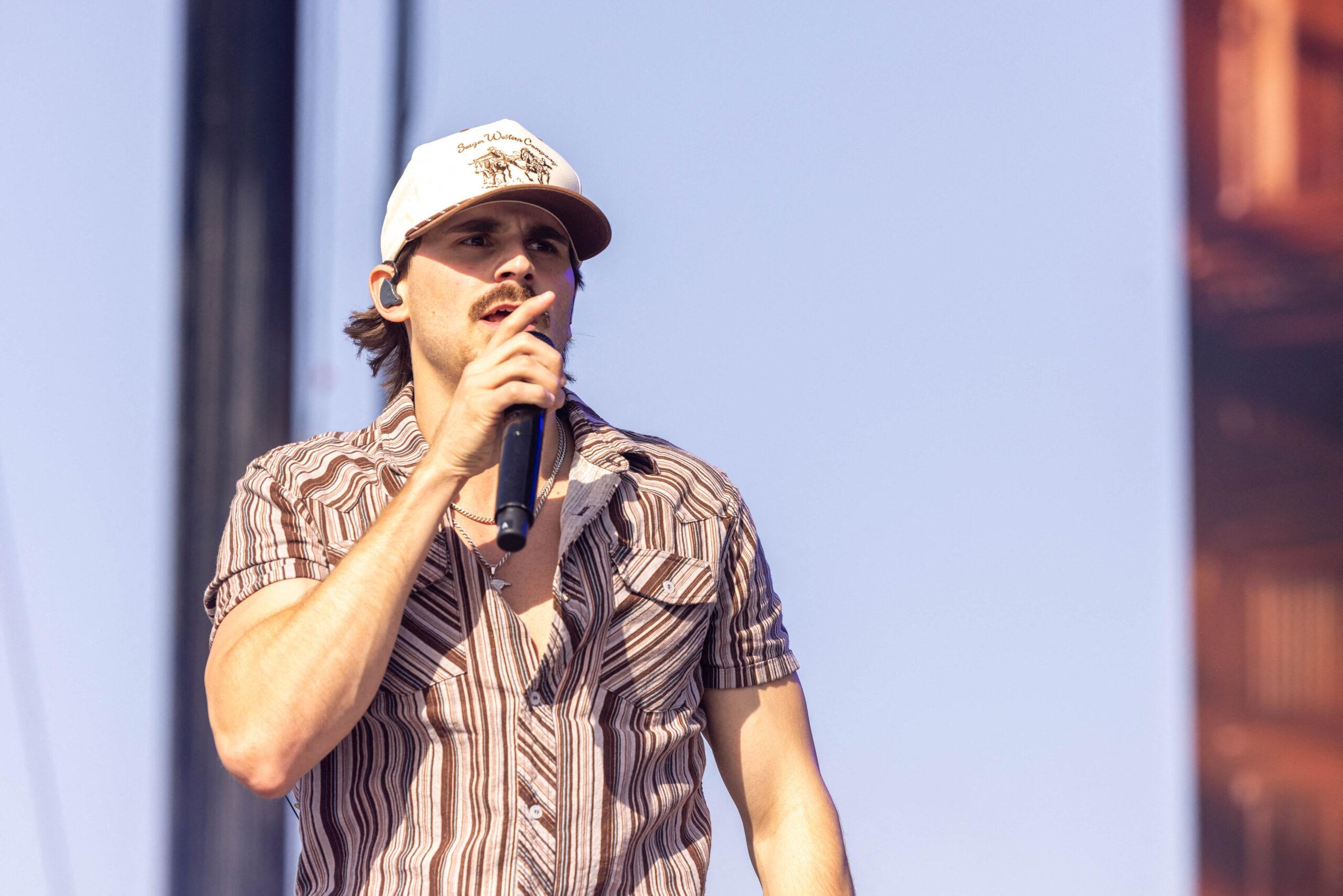 Tucker Weremore em Stagecach Music 2025 Festival Feast