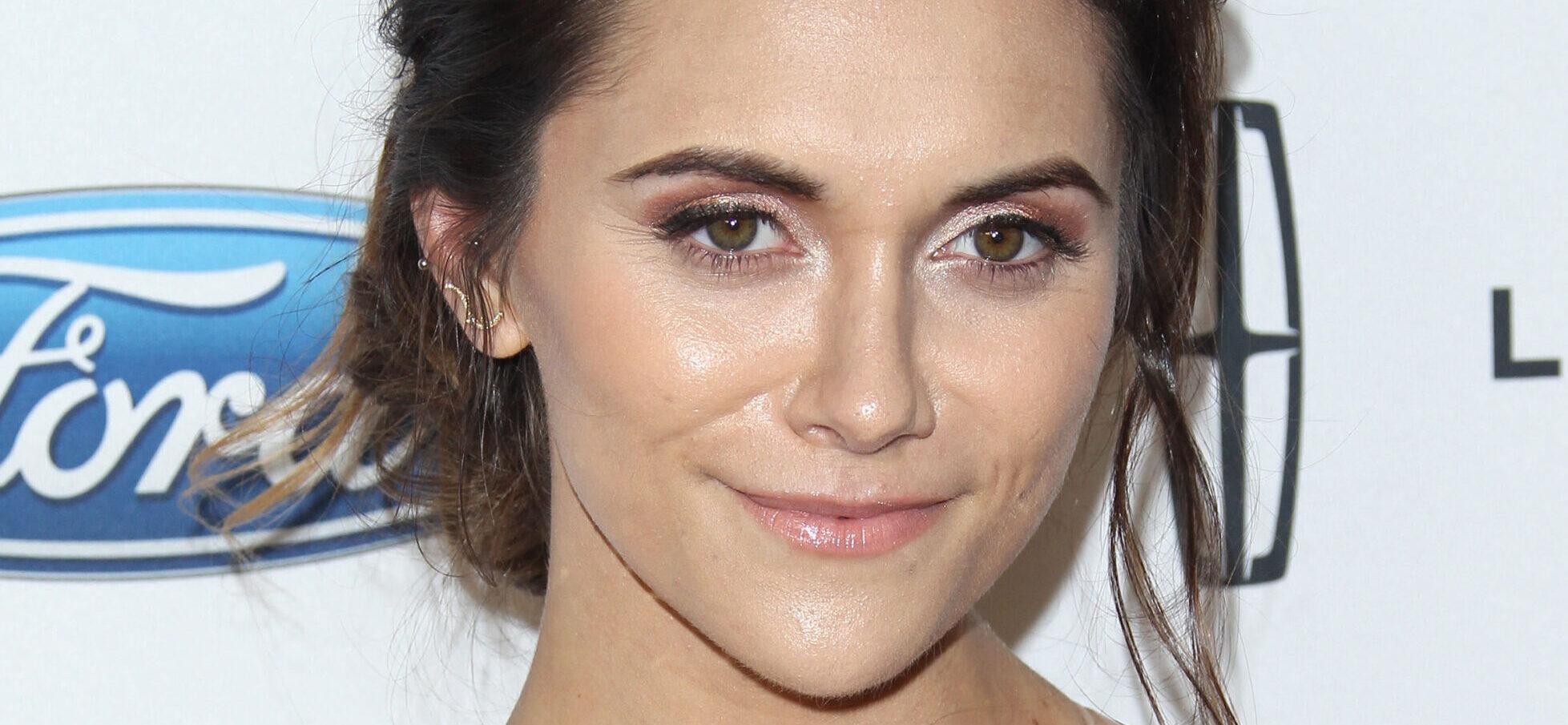 Alyson Stoner at 2018 Gracie Awards