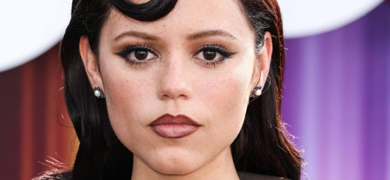 Jenna Ortega close up