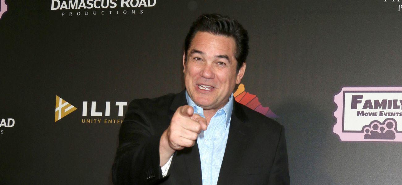 Dean Cain on the red carpet