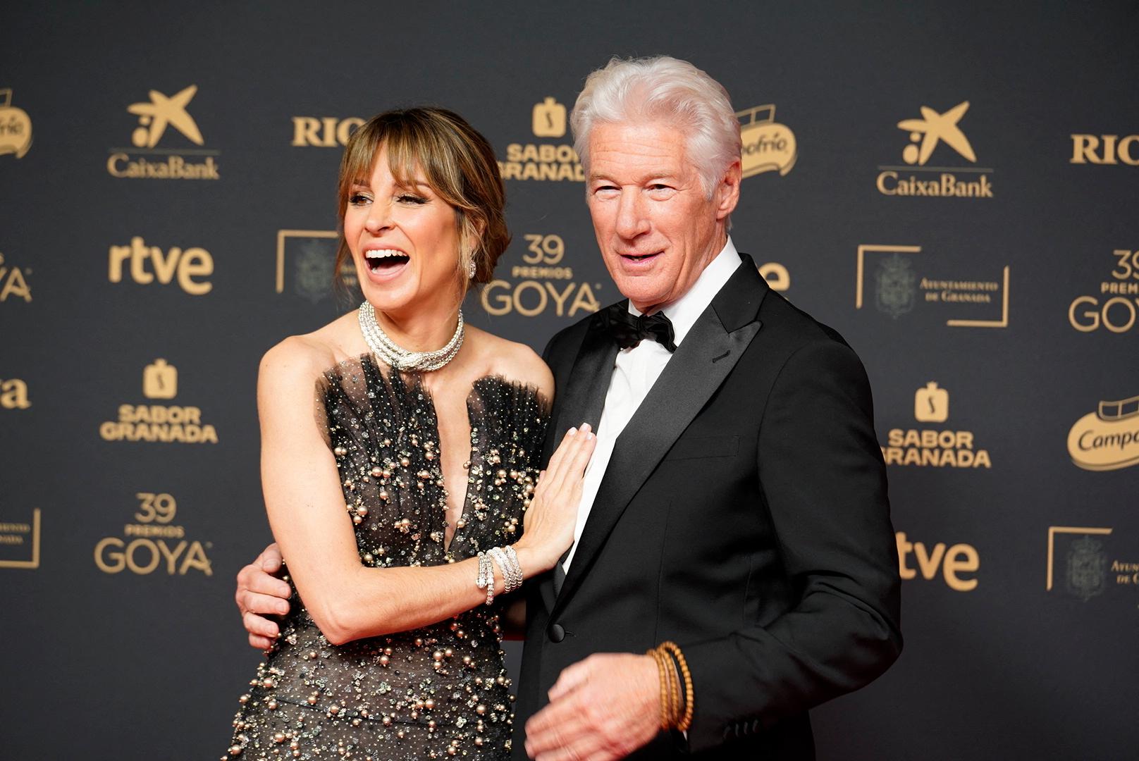 Alekhandra Silva and Richard Gero on the Red Carpet of Goya 2025
