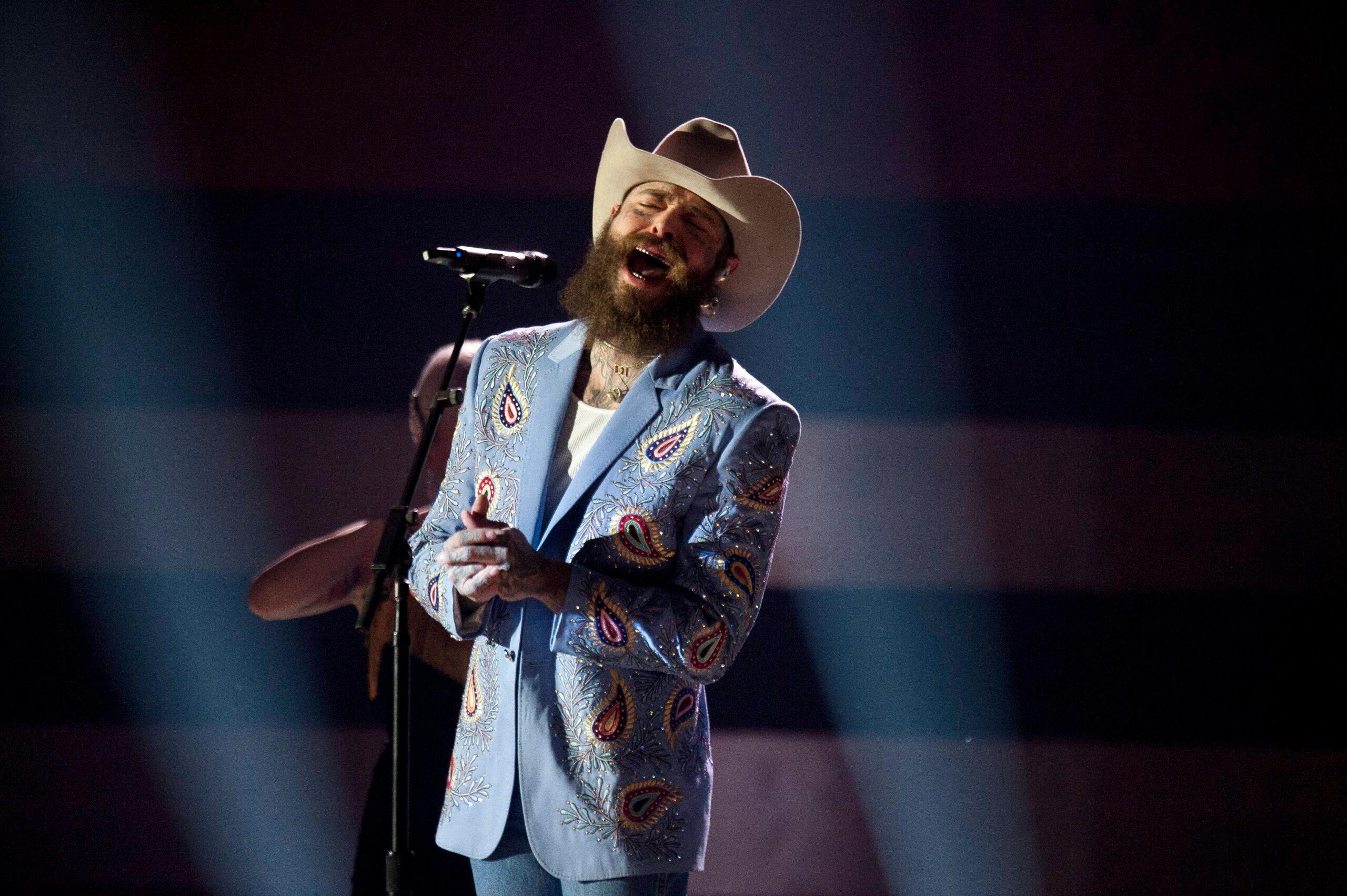 Post Malone na Cma Awards 2024