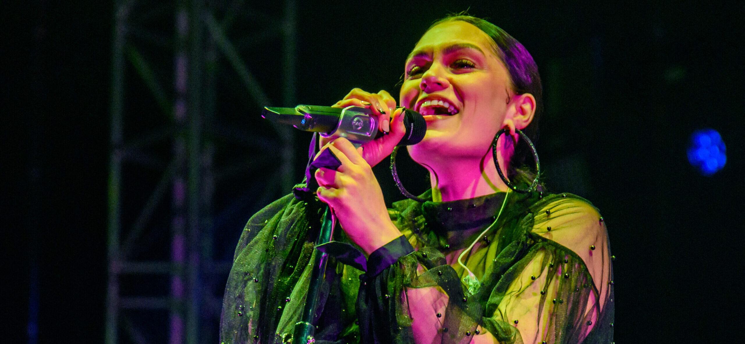 Jessie J at Camper Calling