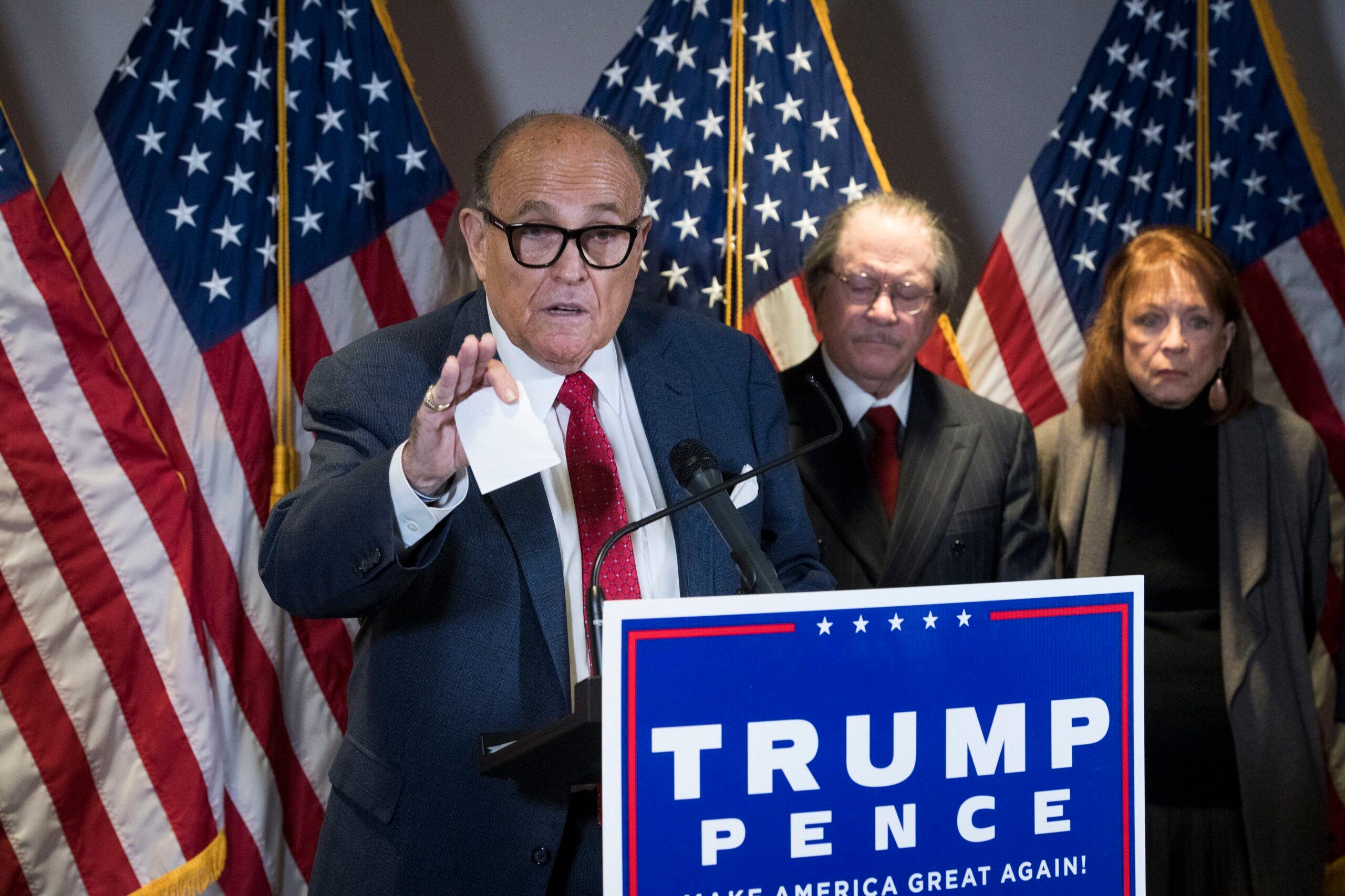 RNC 본사에서 열린 Rudy Gioliani 기자 회견