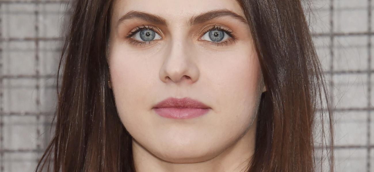 Alexandra Daddario close up