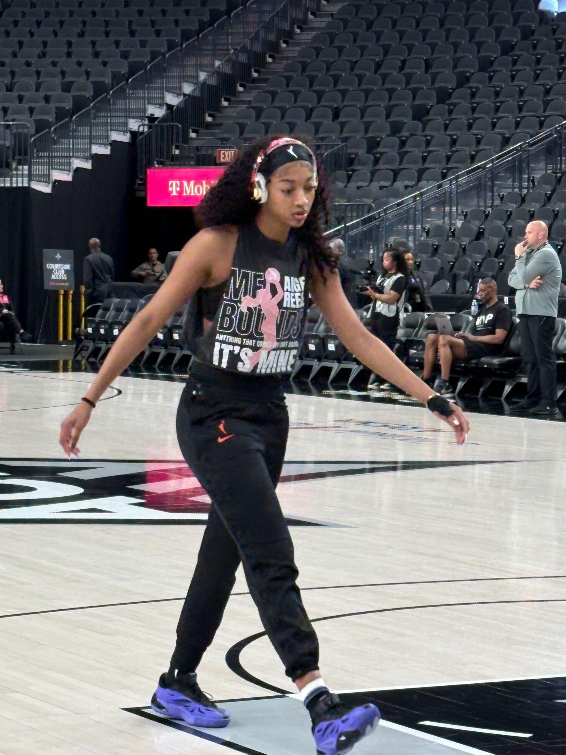 Angel Reese during the Chicago Sky vs Las Vegas Aces game.