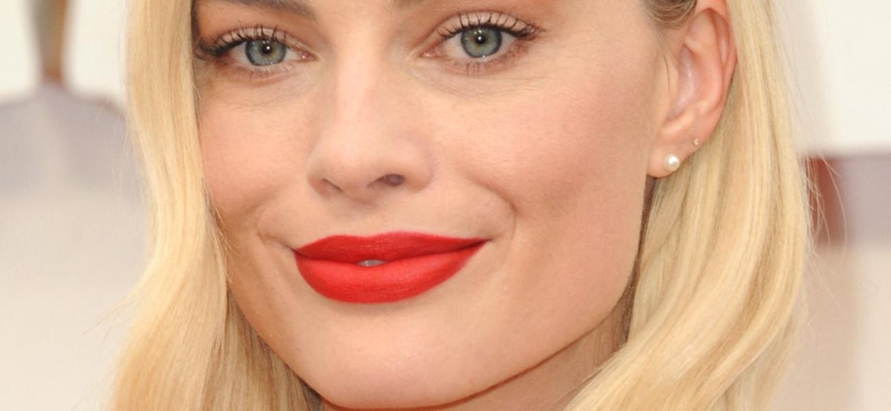 Margot Robbie close up