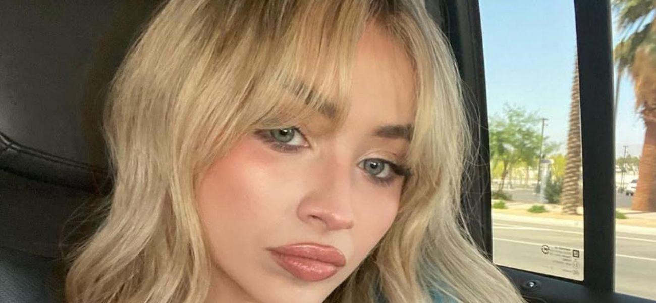 Sabrina Carpenter selfie