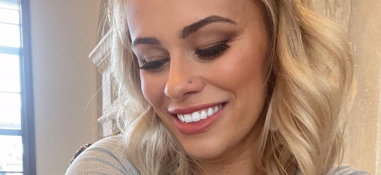 Paige VanZant selfie