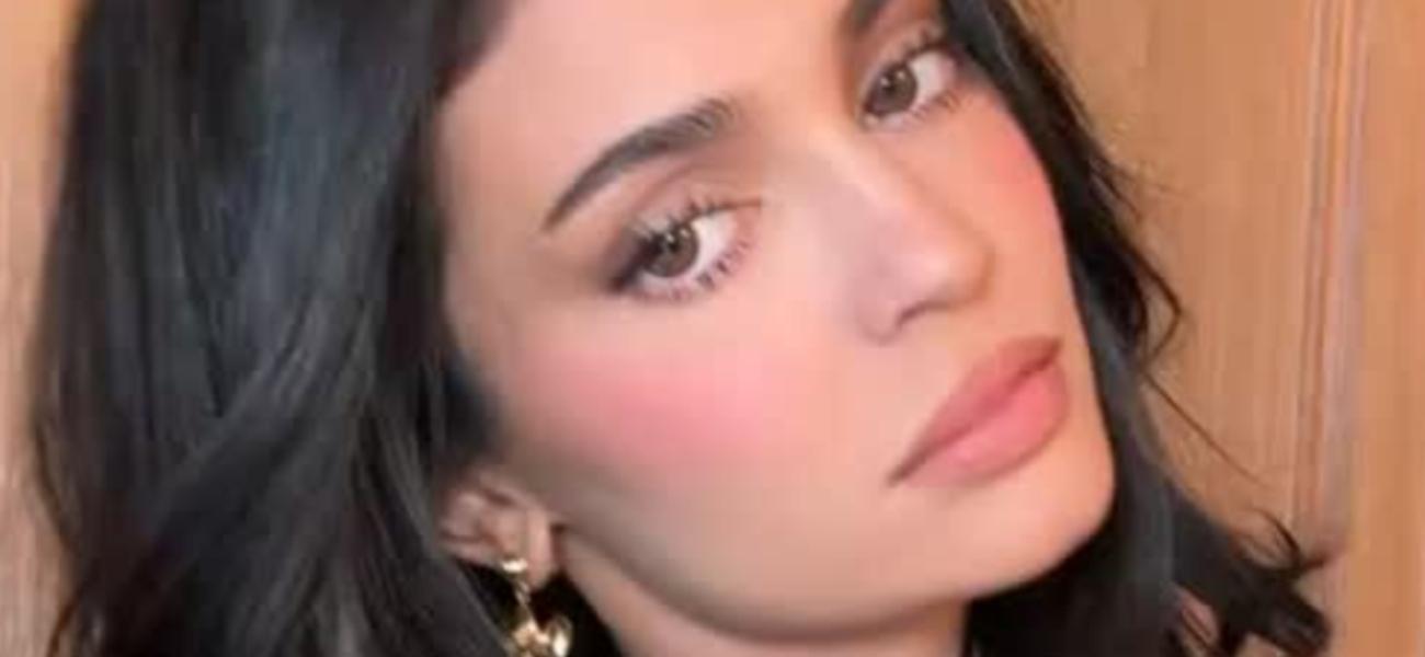 Kylie Jenner close up