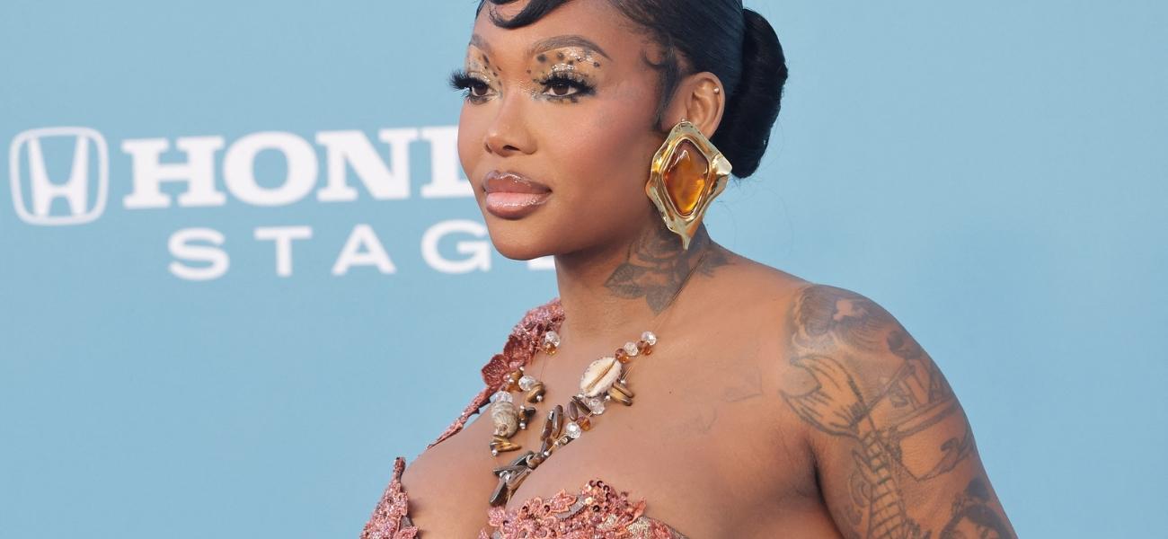 Summer Walker on red carpet