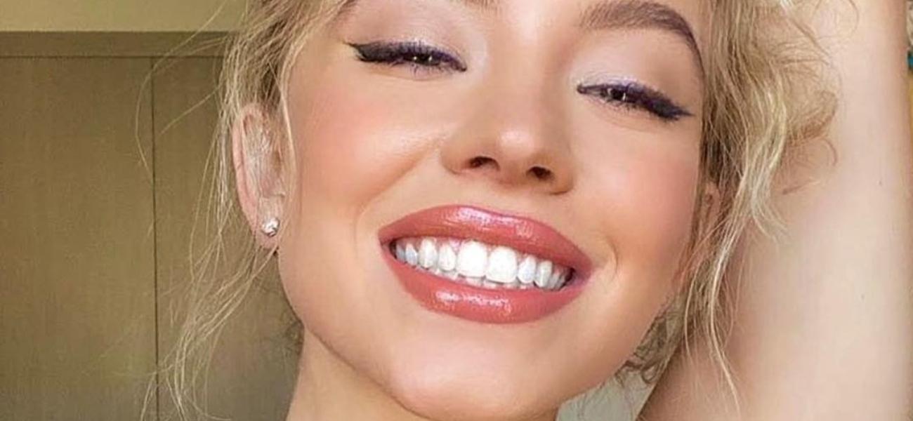 Sydney Sweeney close up