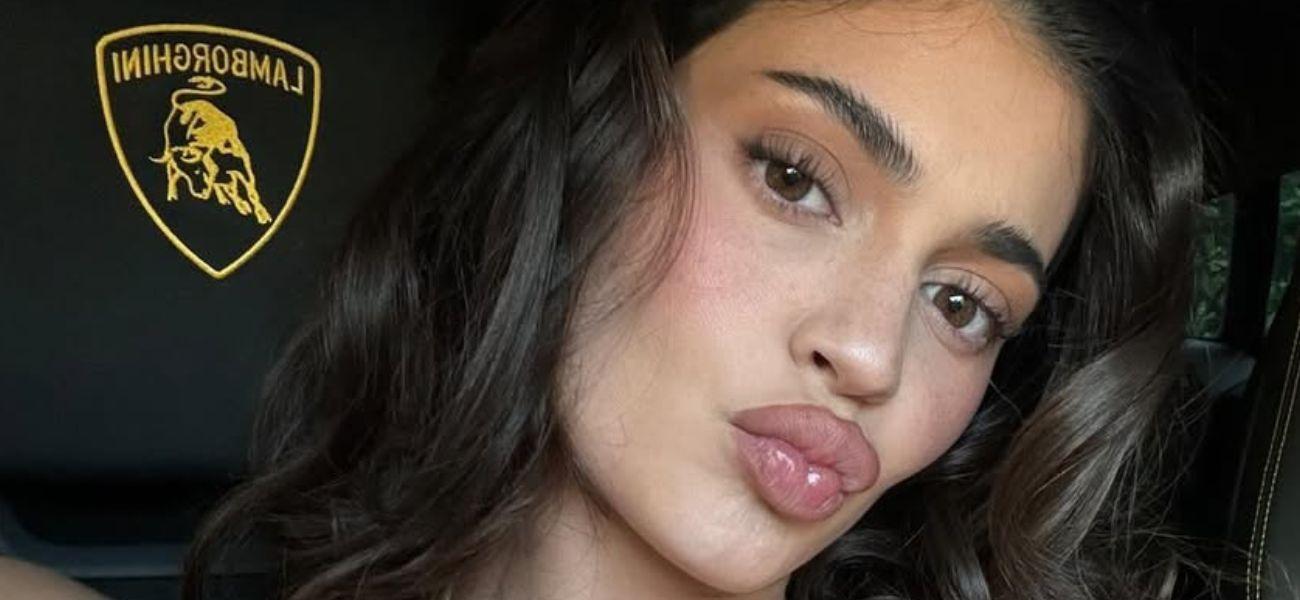Kylie Jenner selfie