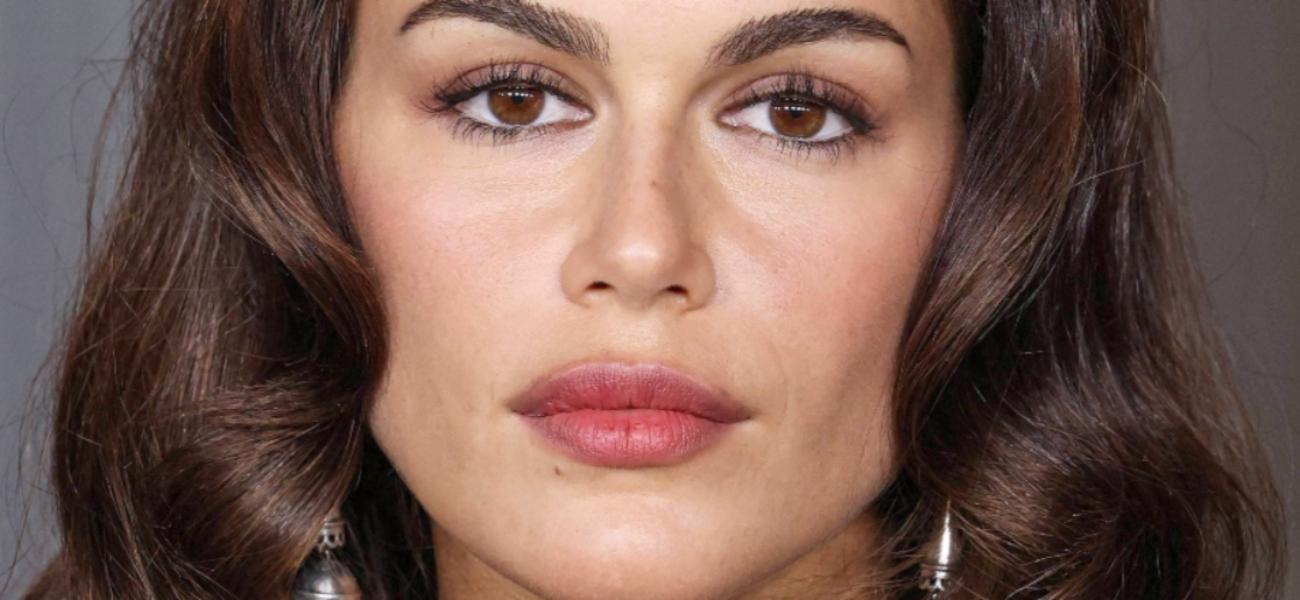 Kaia Gerber close up