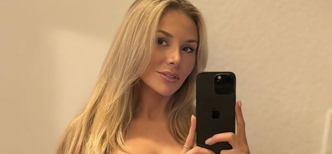 Courtney Stodden selfie