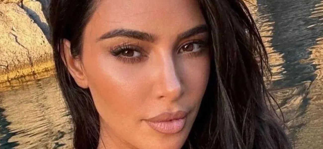 Kim Kardashian selfie