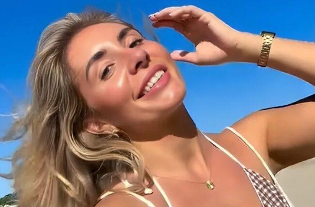 Bonnie Blue on the beach