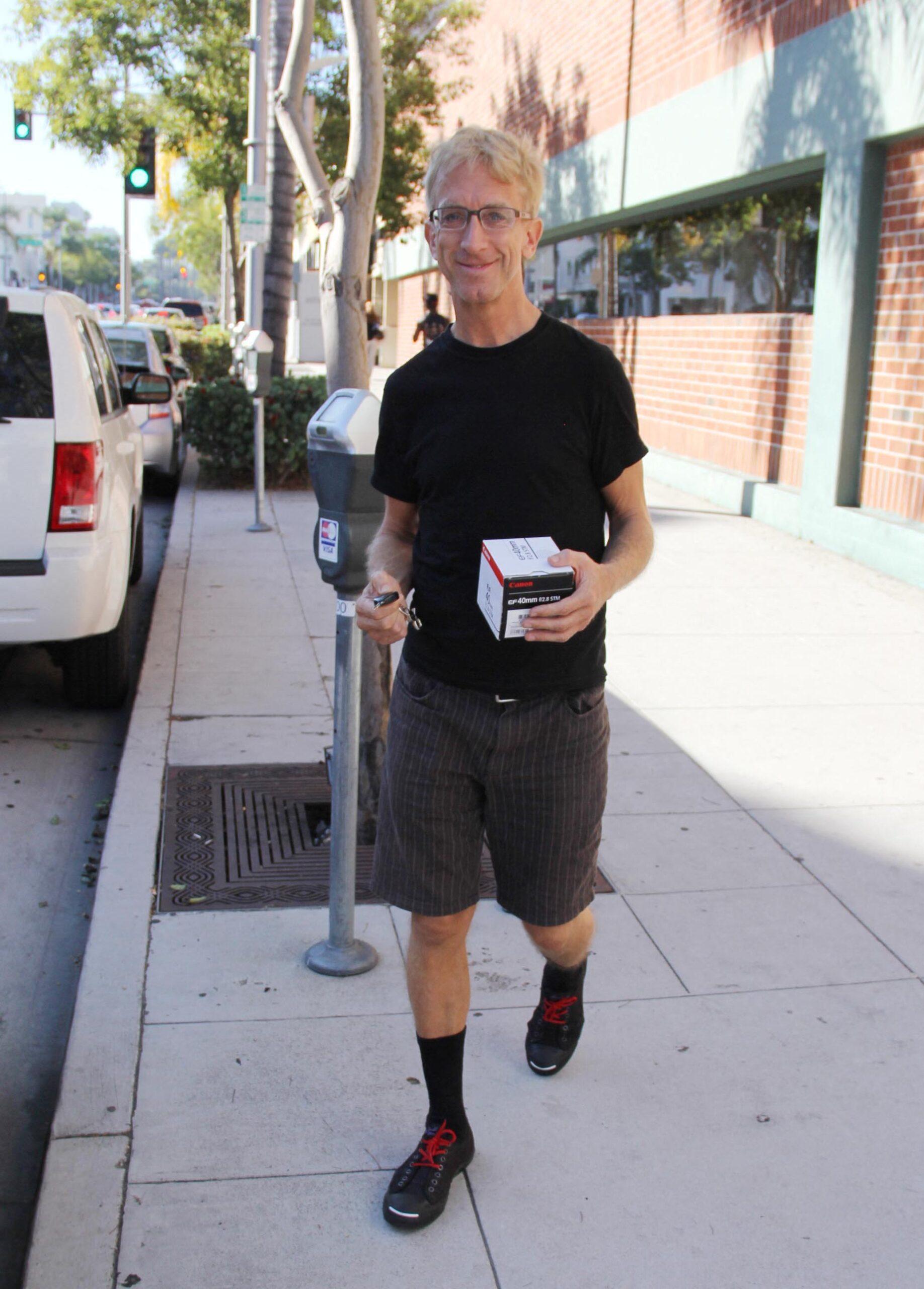 Andy Dick walking on the street