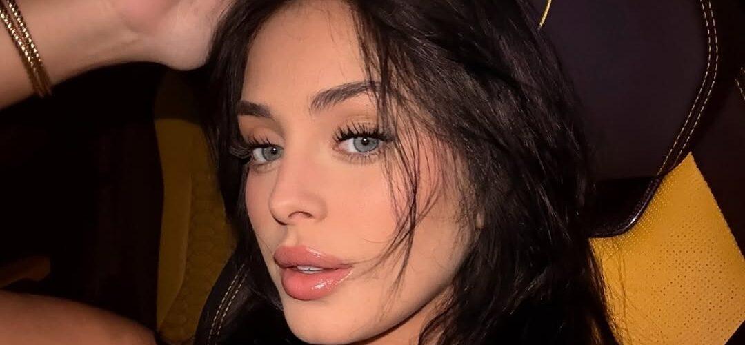 Camilla Araujo takes selfie in car