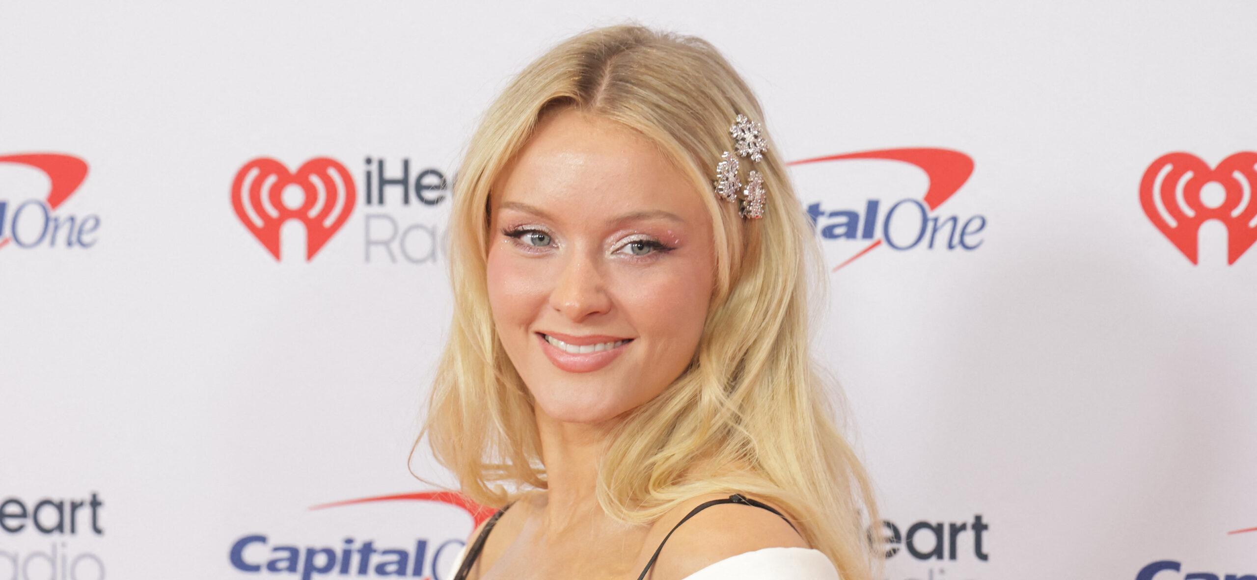 Zara Larsson posing on the red carpet.